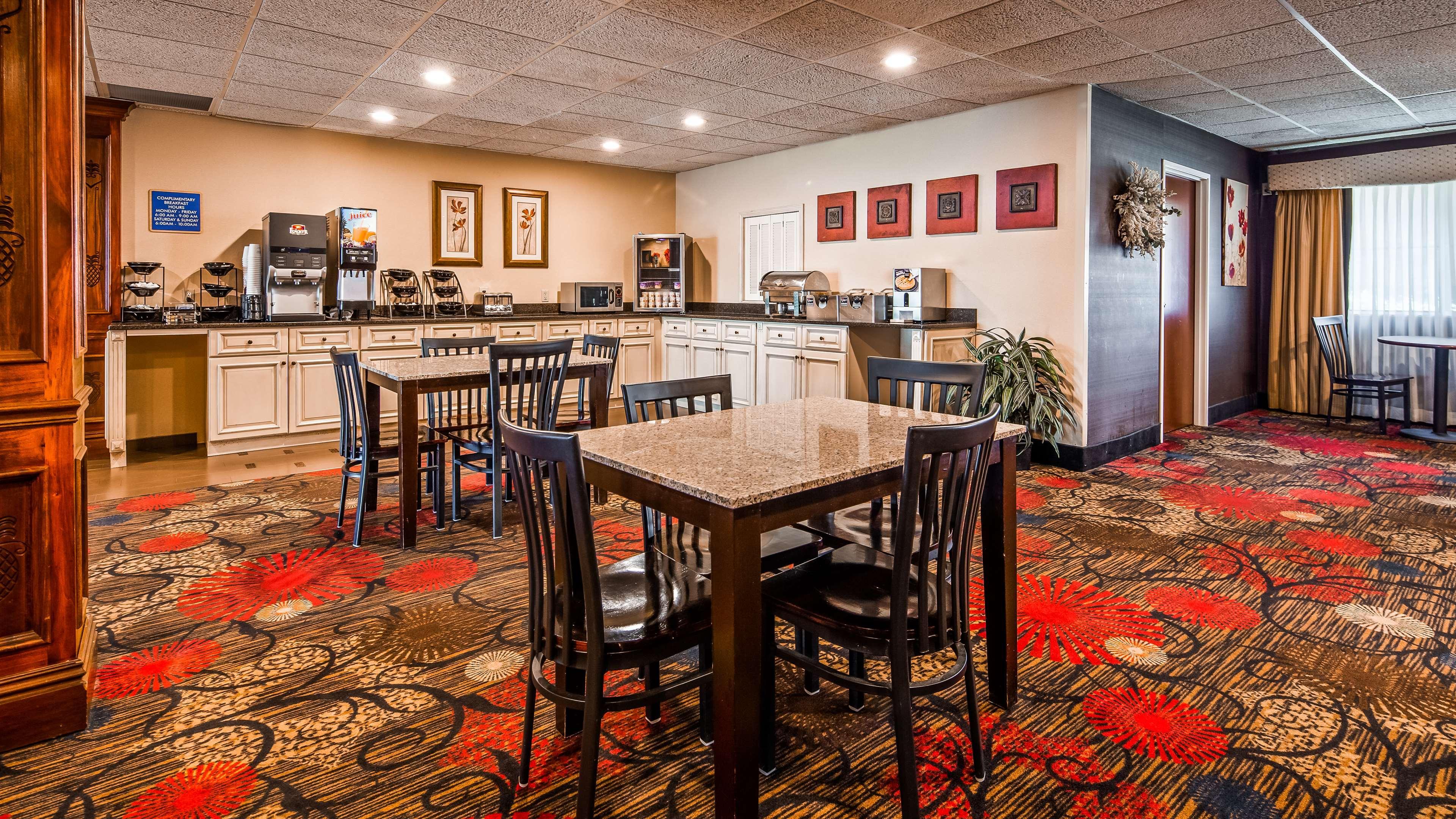 Best Western Plus Brandywine Inn & Suites Monticello Exterior foto